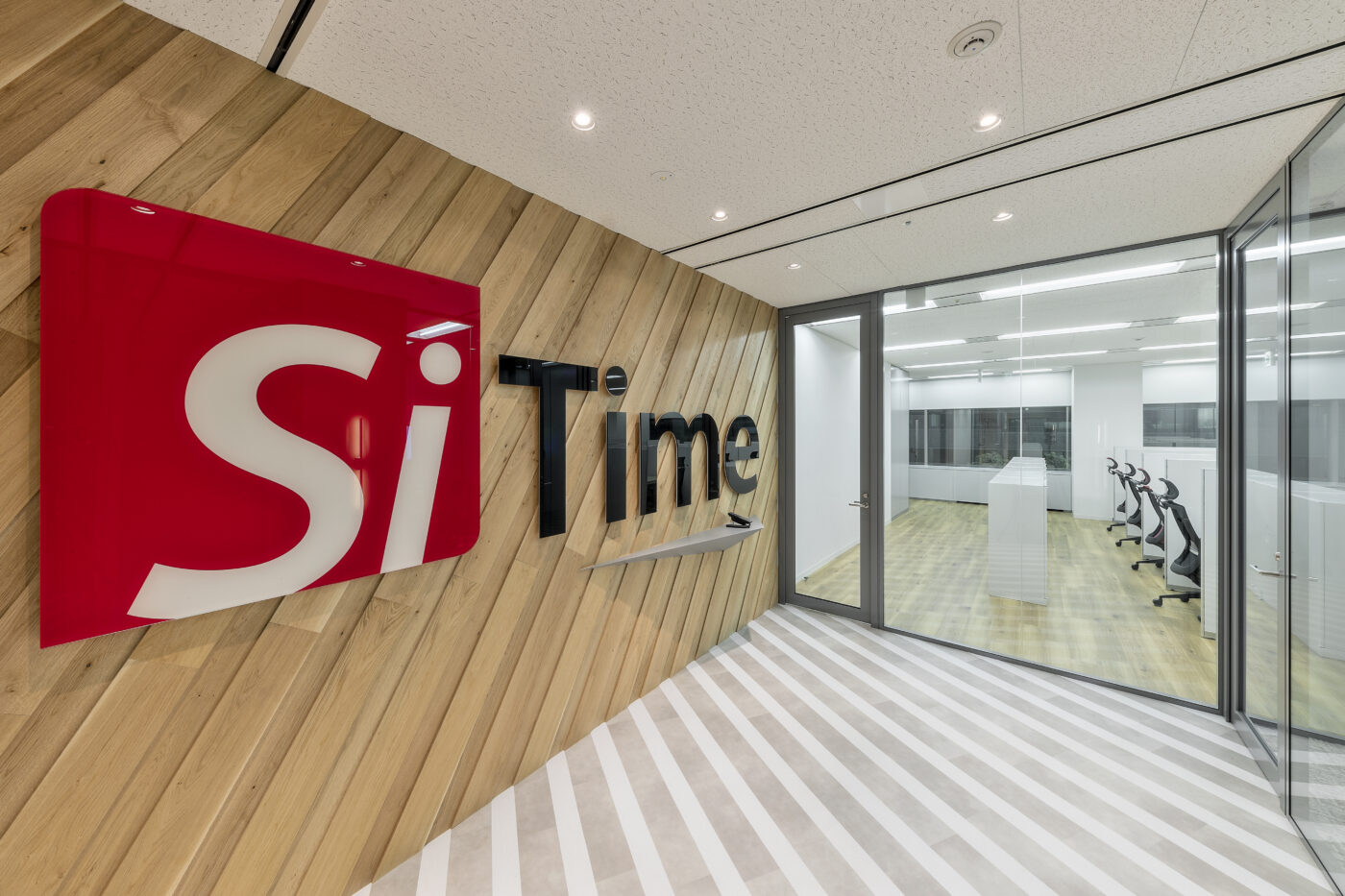 自然と会話が生まれ、仕事のアイディアが湧いてくるオフィス